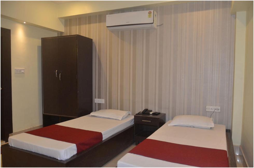 Durgāpur Hotel Pritika מראה חיצוני תמונה