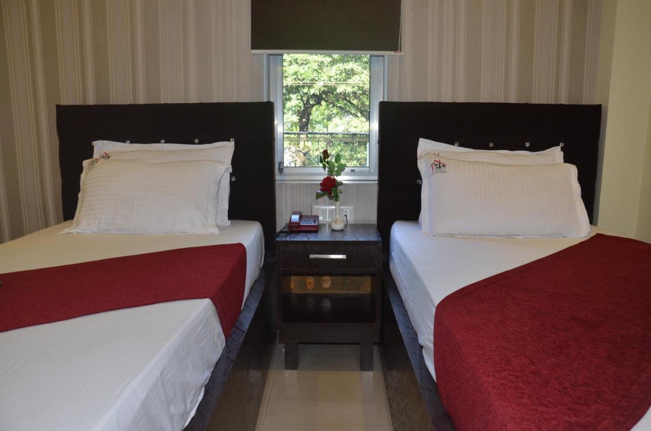 Durgāpur Hotel Pritika מראה חיצוני תמונה