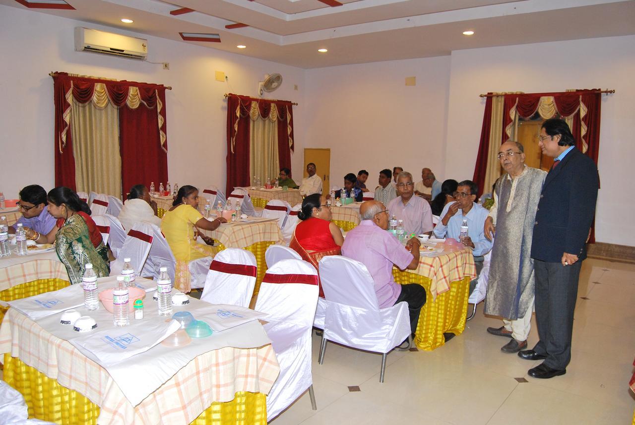 Durgāpur Hotel Pritika מראה חיצוני תמונה